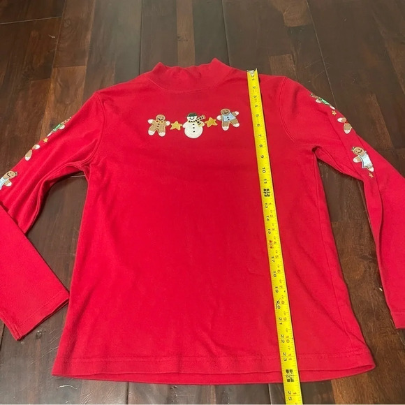 Planet & Company Long Sleeve Turtle Neck Women’s Small Red Gingerbread Design - Picture 5 of 7